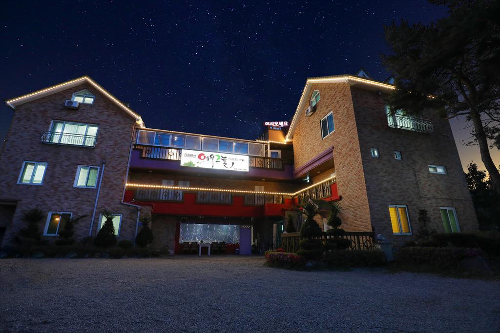 Yeowoogneul Pension Chuncheon Dış mekan fotoğraf