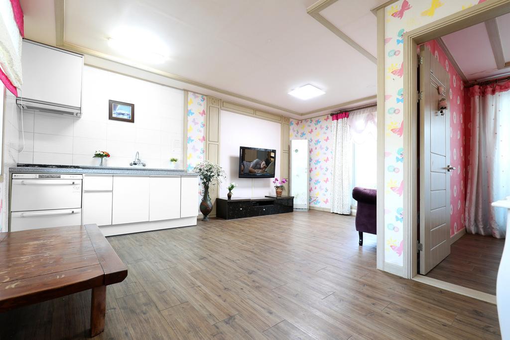Yeowoogneul Pension Chuncheon Dış mekan fotoğraf