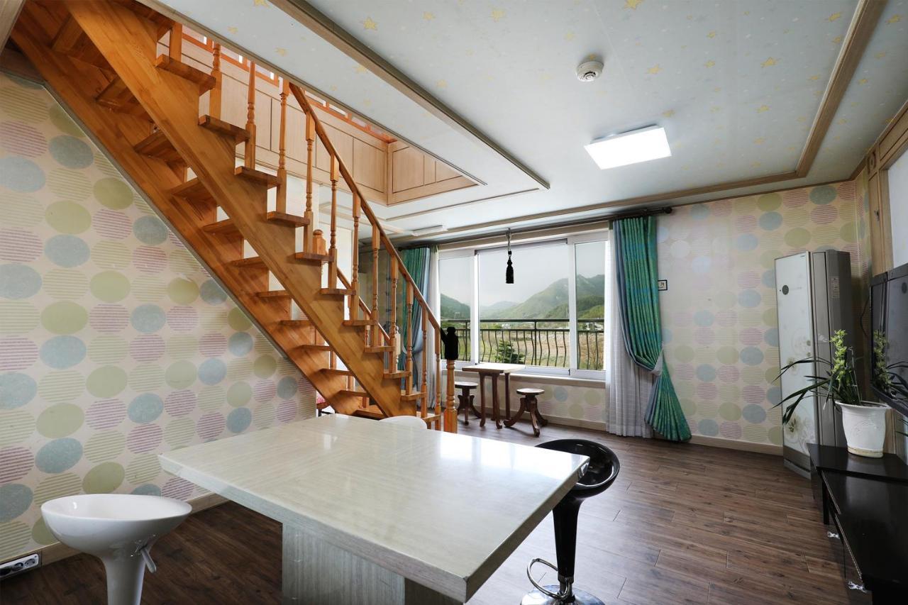 Yeowoogneul Pension Chuncheon Dış mekan fotoğraf